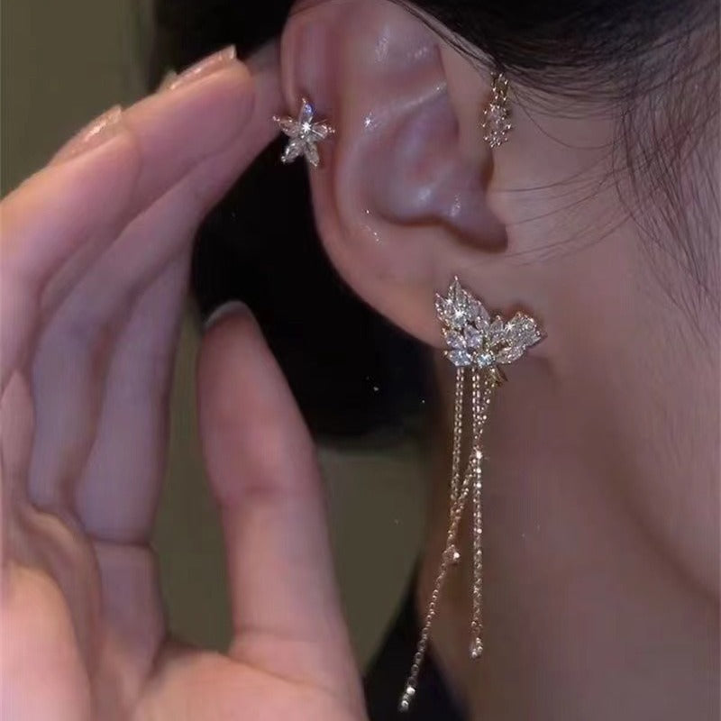 ✨🦋 Zirconia earrings with butterfly paw💖✨